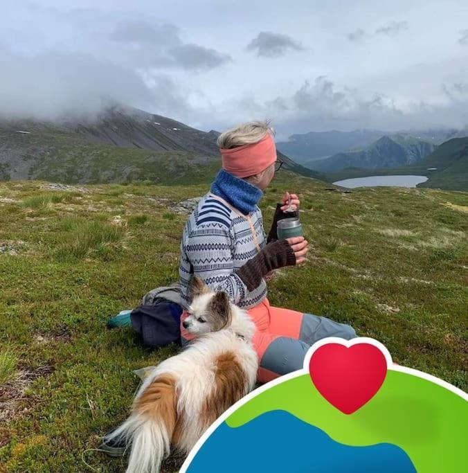 Leilighet I Enebolig Pa Valderoya Ved Alesund Ytterland Exterior foto